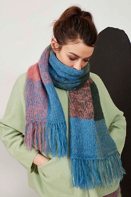 Suri Alpaca Scarf (269-50) PDF