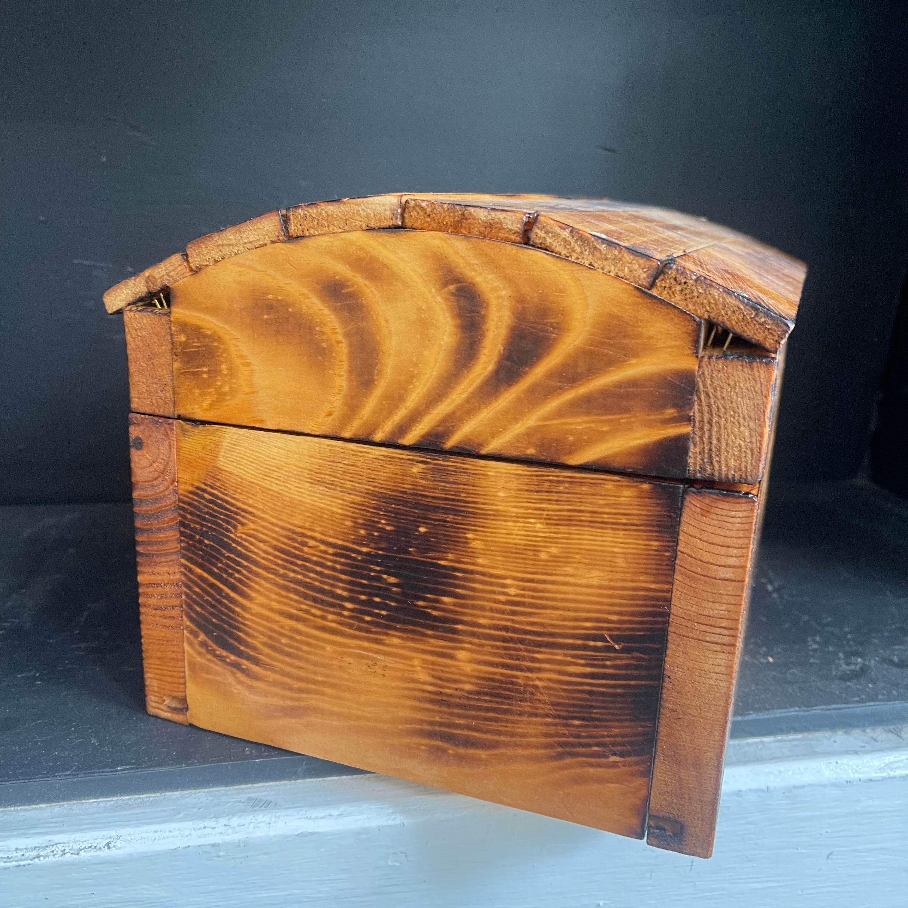 Dean Hood Project/Yarn Bowl (Burnished Box with Lid)