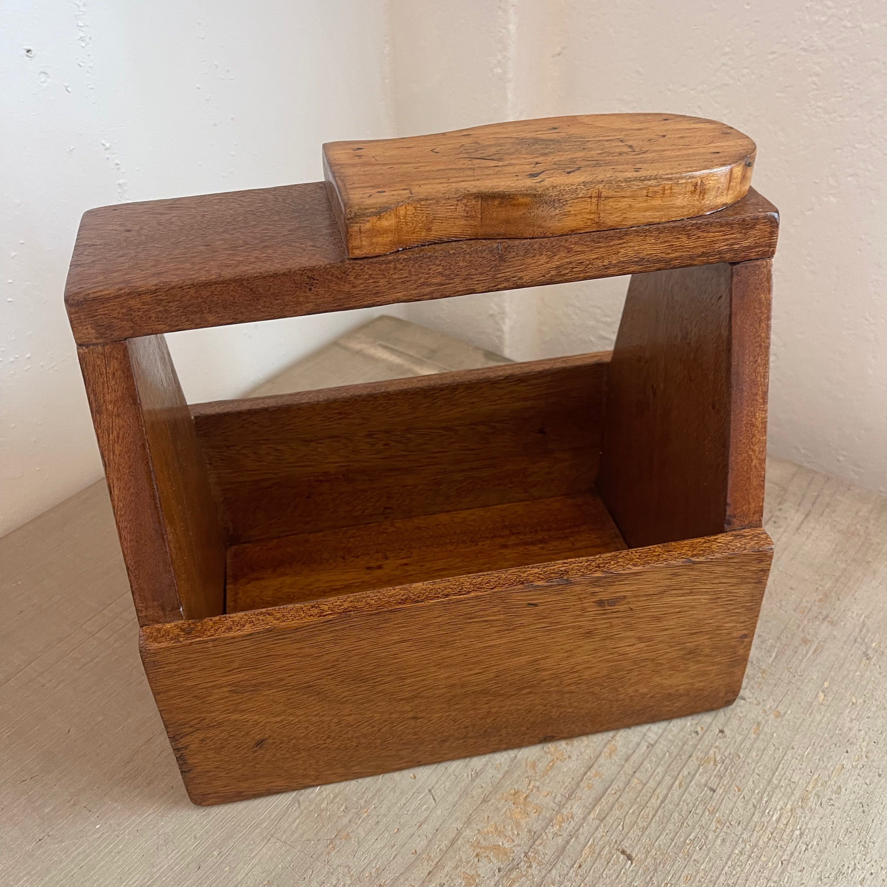 Dean Hood Project/Yarn Bowl 2478