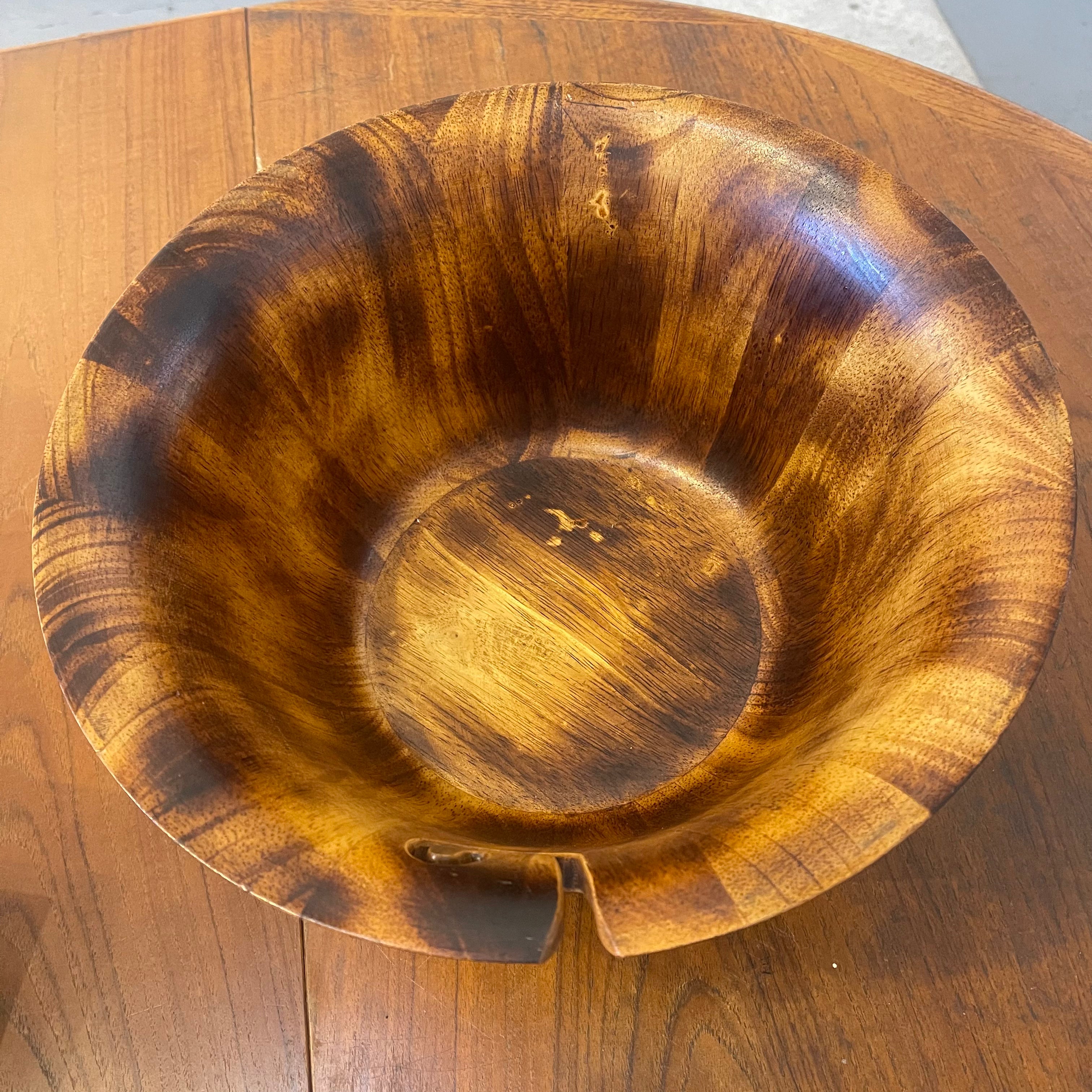 Dean Hood Project/Yarn Bowl 2536