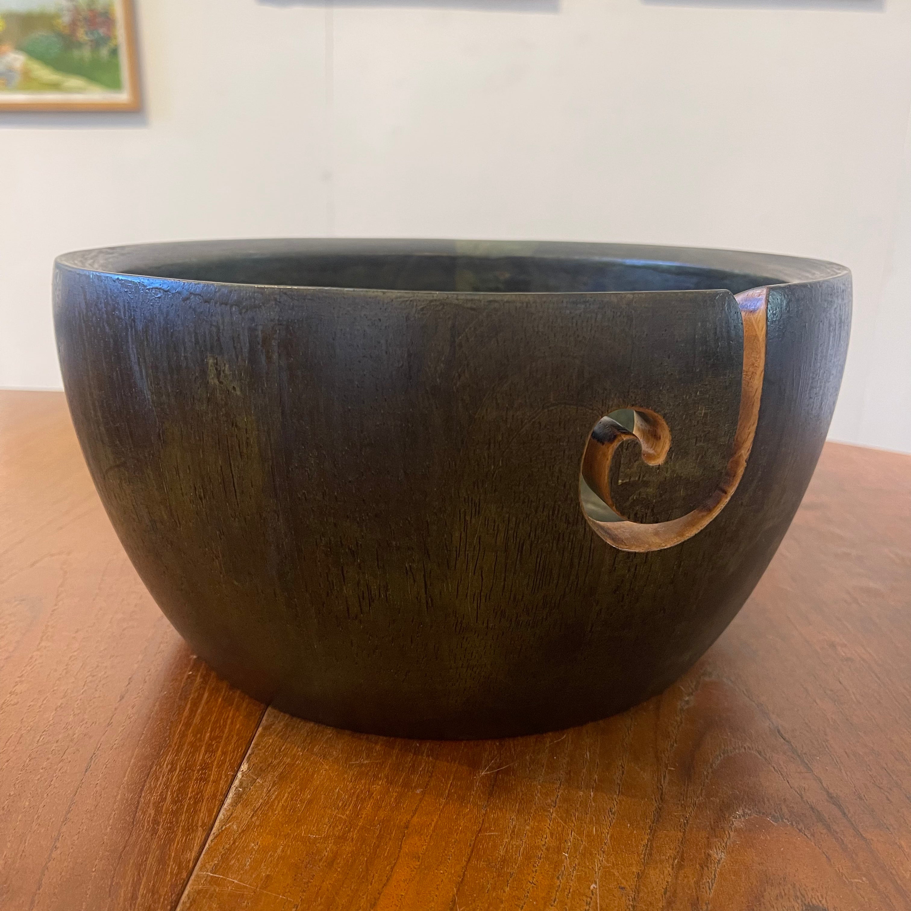 Dean Hood Project/Yarn Bowl 2510