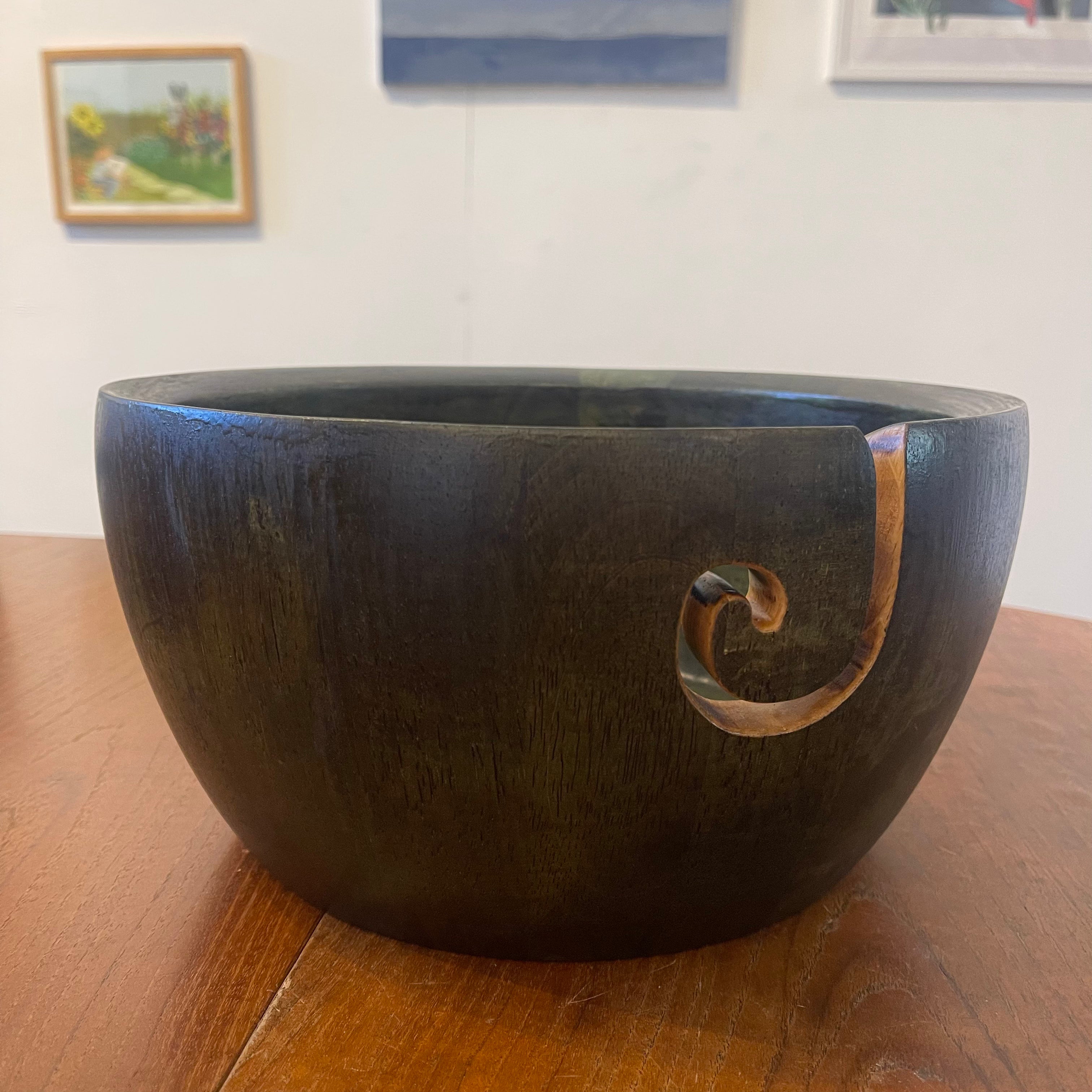 Dean Hood Project/Yarn Bowl 2510