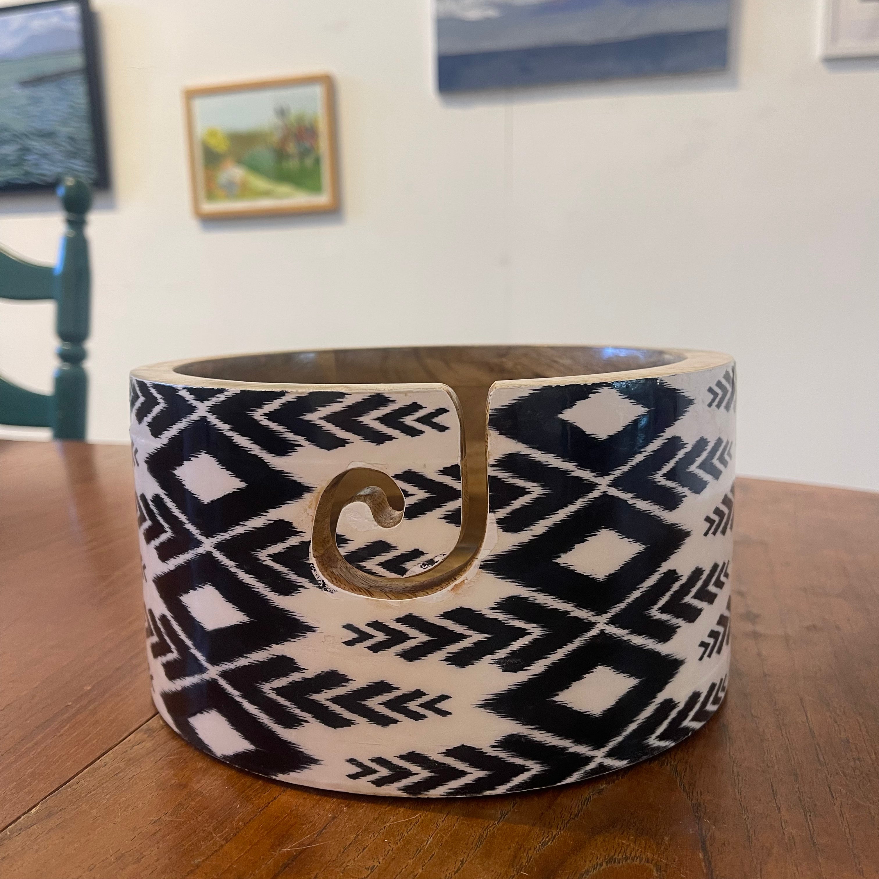 Dean Hood Project/Yarn Bowl 2497