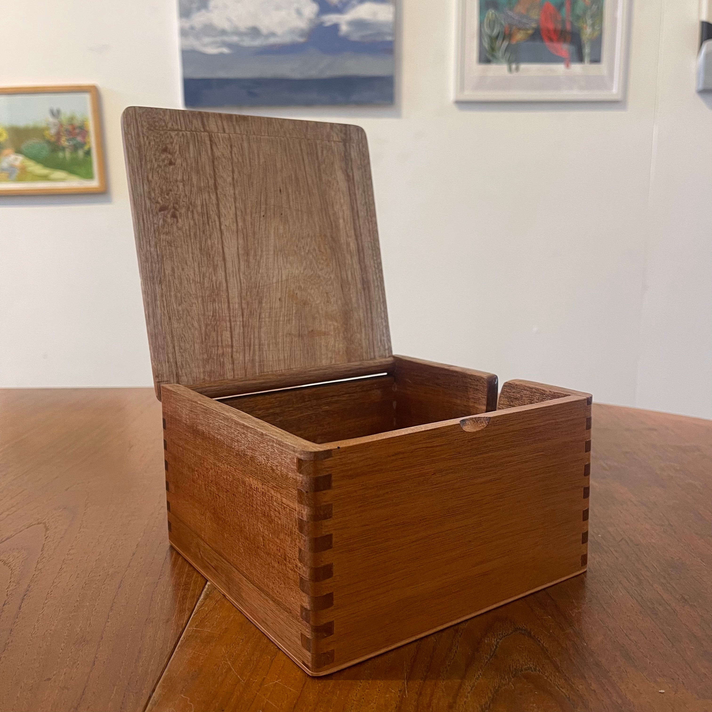 Dean Hood Project/Yarn Bowl - Cigar Box