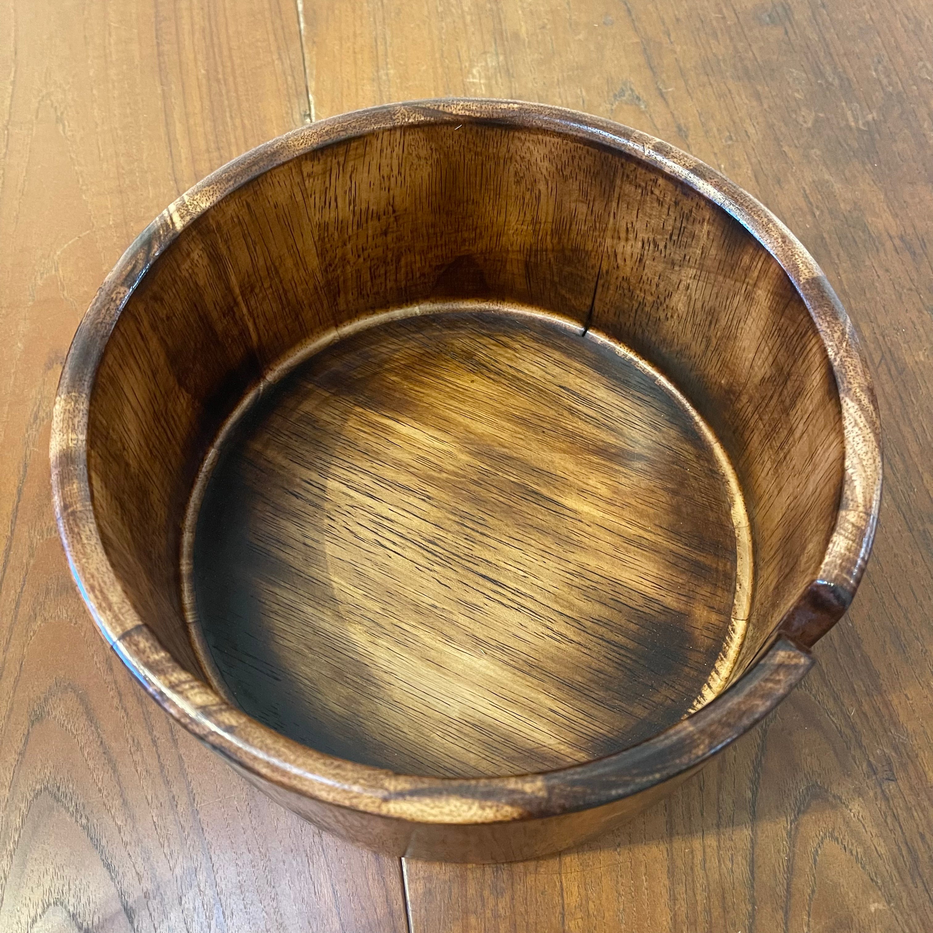 Dean Hood Project/Yarn Bowl 2530