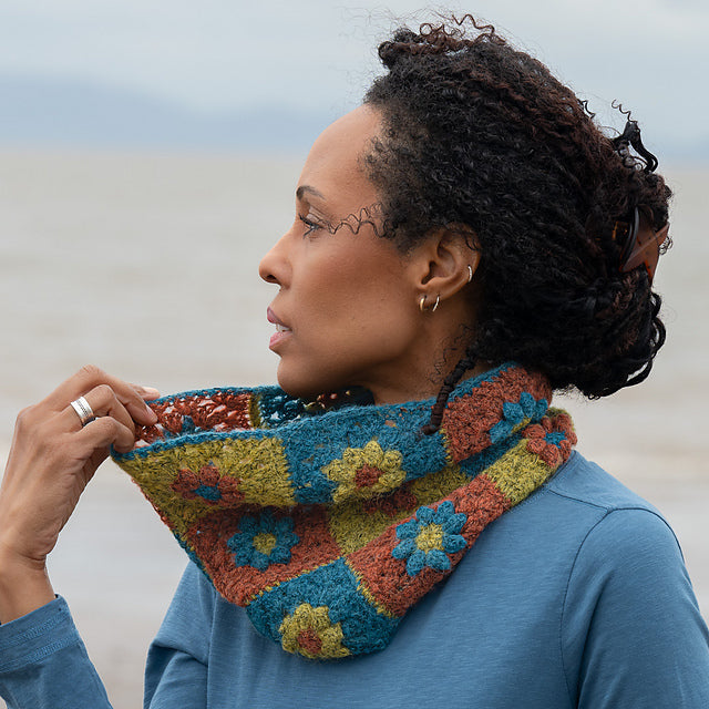 Sea Garden Crochet Cowl Kit