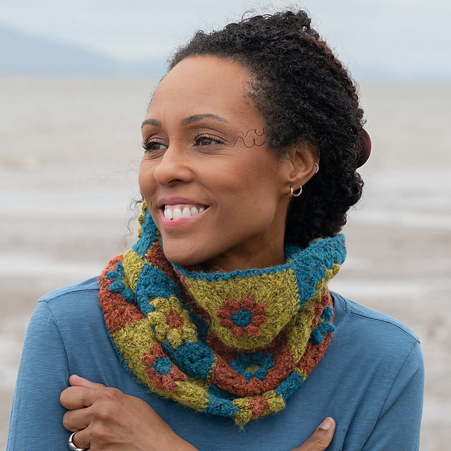 Sea Garden Crochet Cowl Kit