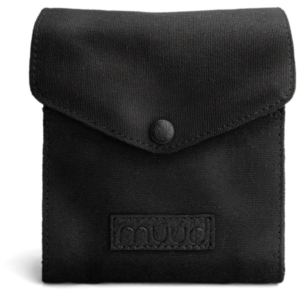 Betina Needle Case