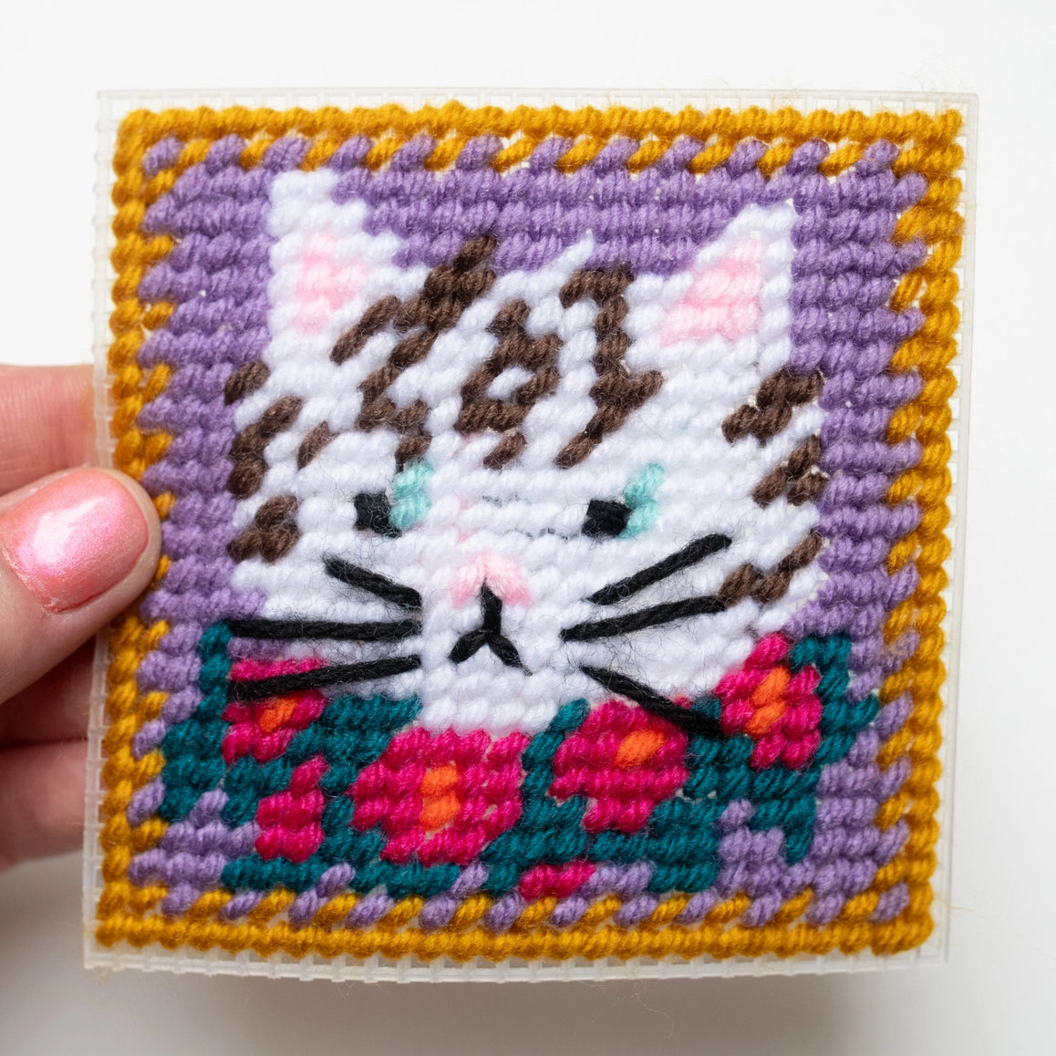 Make & Mend White Cat Needlepoint Kit