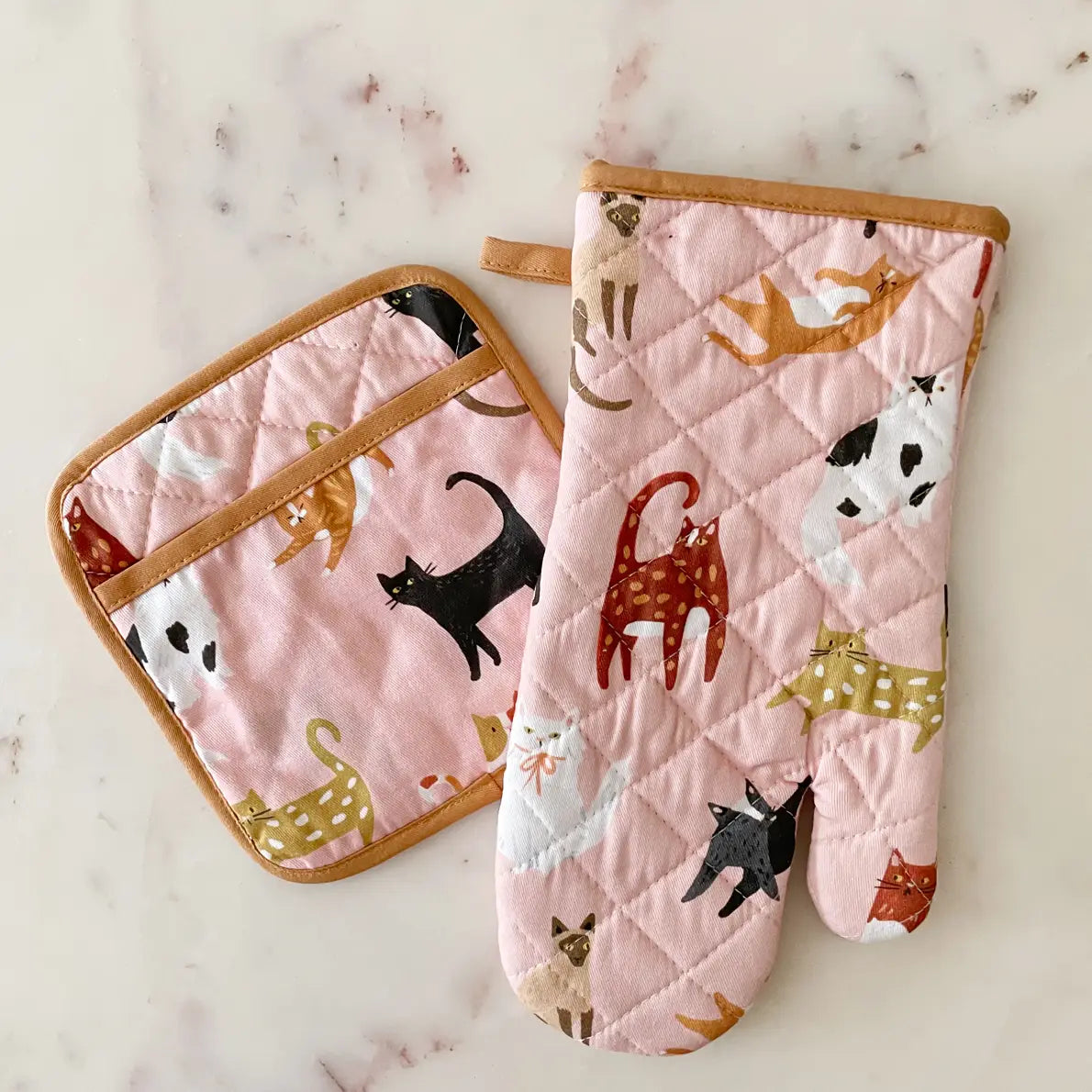 Idlewild Oven Mitt and Potholder Set