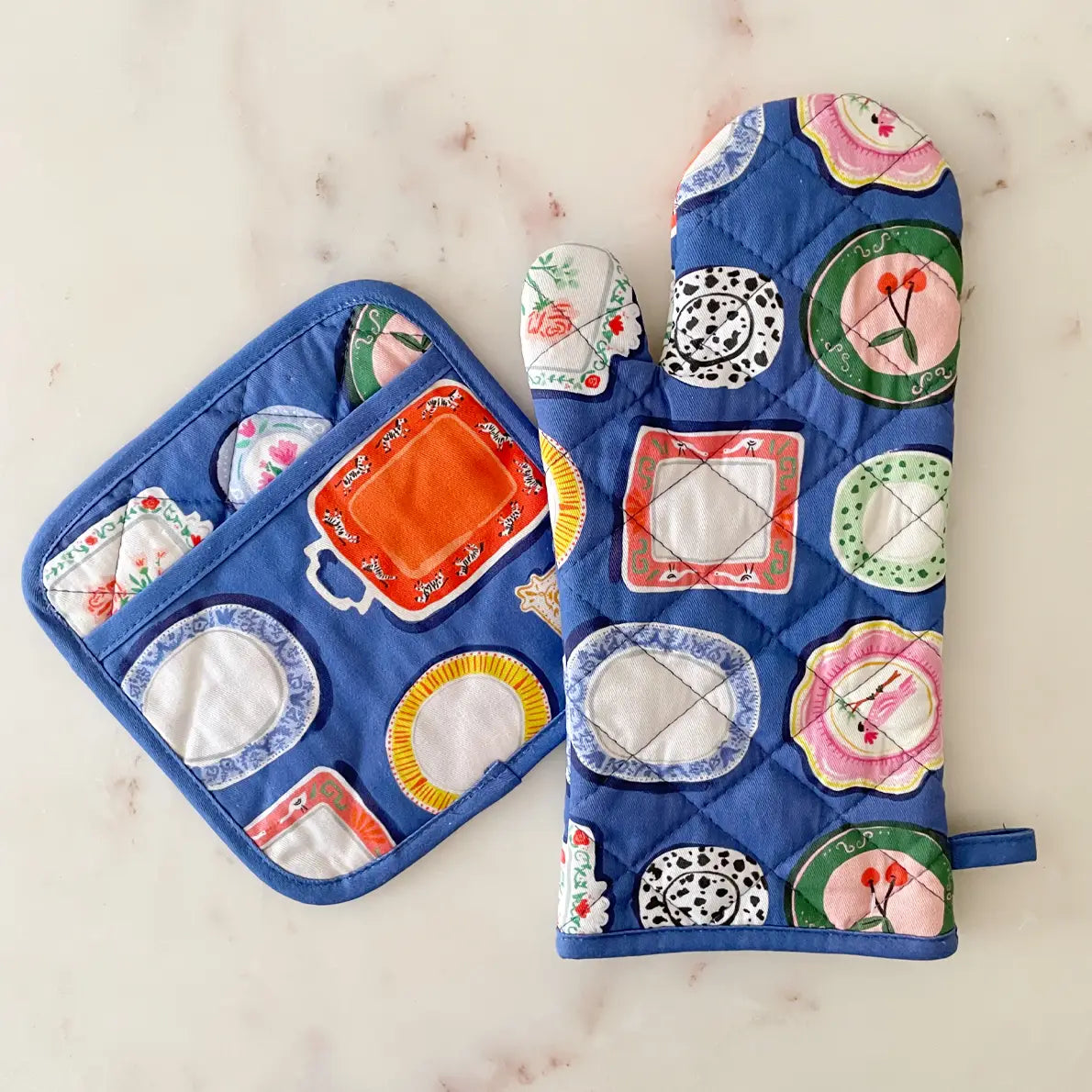 Idlewild Oven Mitt and Potholder Set