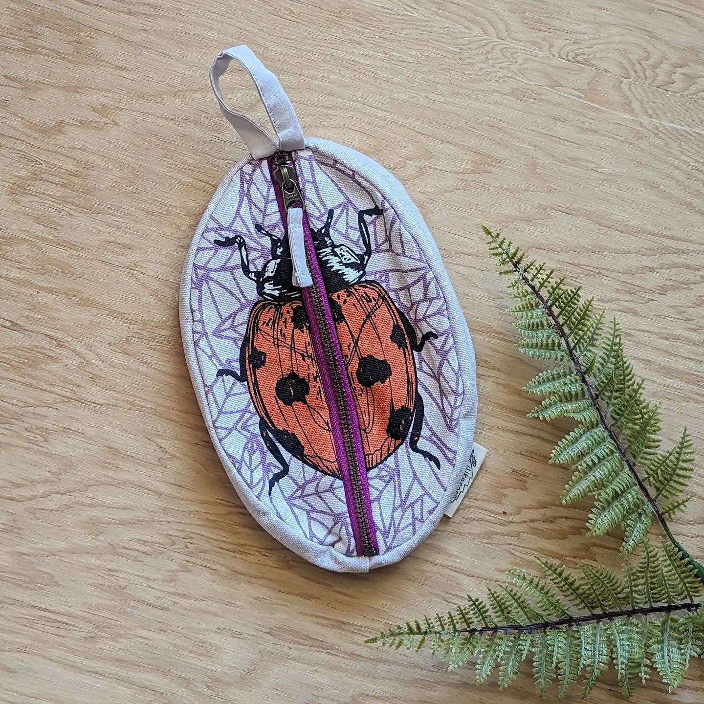 ilikesarah Zippered Pouch