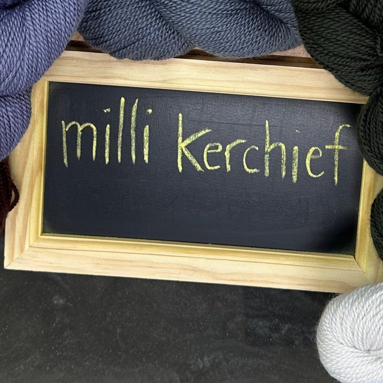 Milli Kerchief Class