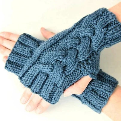Cabled Blues Mitts Free PDF Download