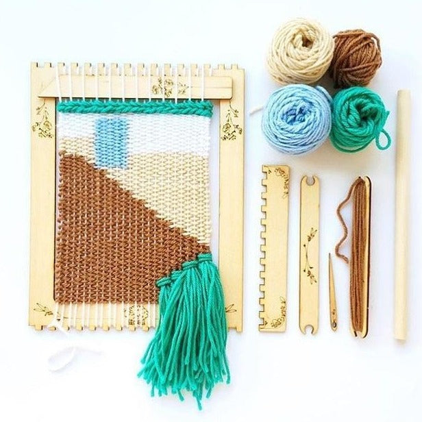 Loom Knitting – rylandpeters