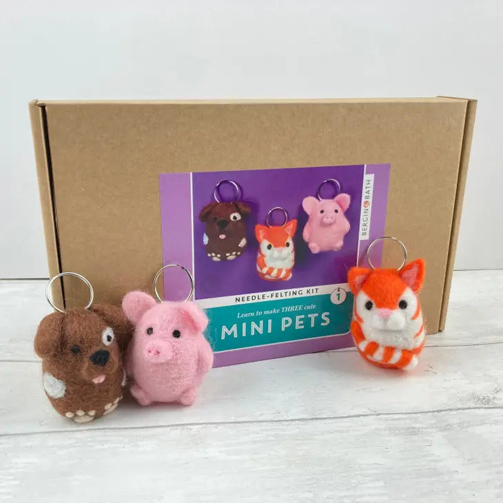 Bergin & Bath Needle Felting Kit (Mini Pets 1)